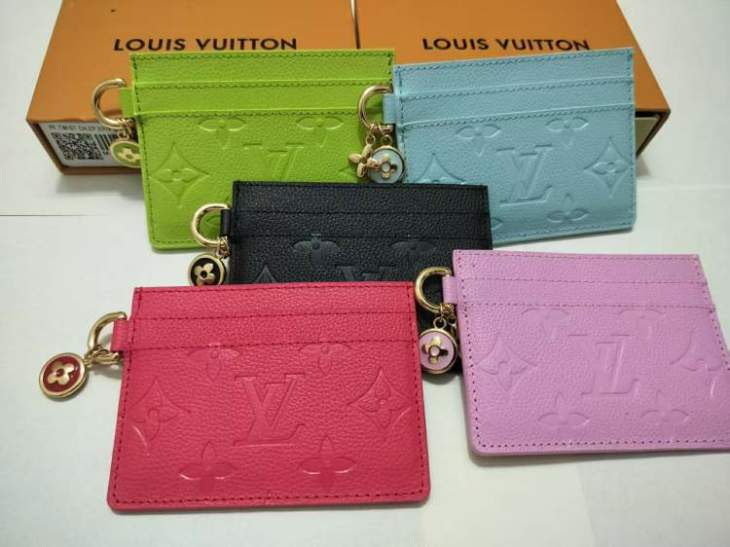 Picture of Louis Vuitton Wallets _SKUfw199525307fw